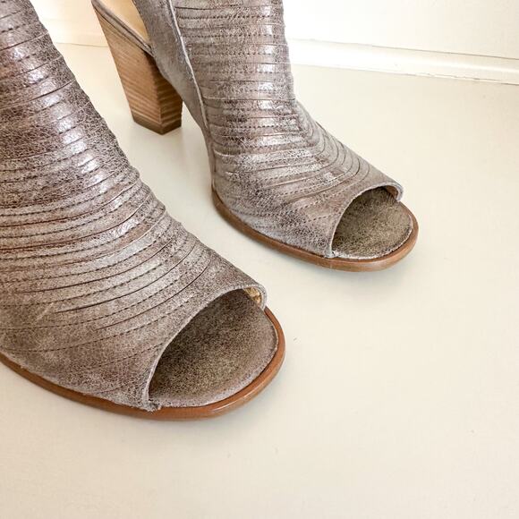 Paul Green Cayanne Peep Toe Sandal in Smoke Leather - Picture 3 of 11